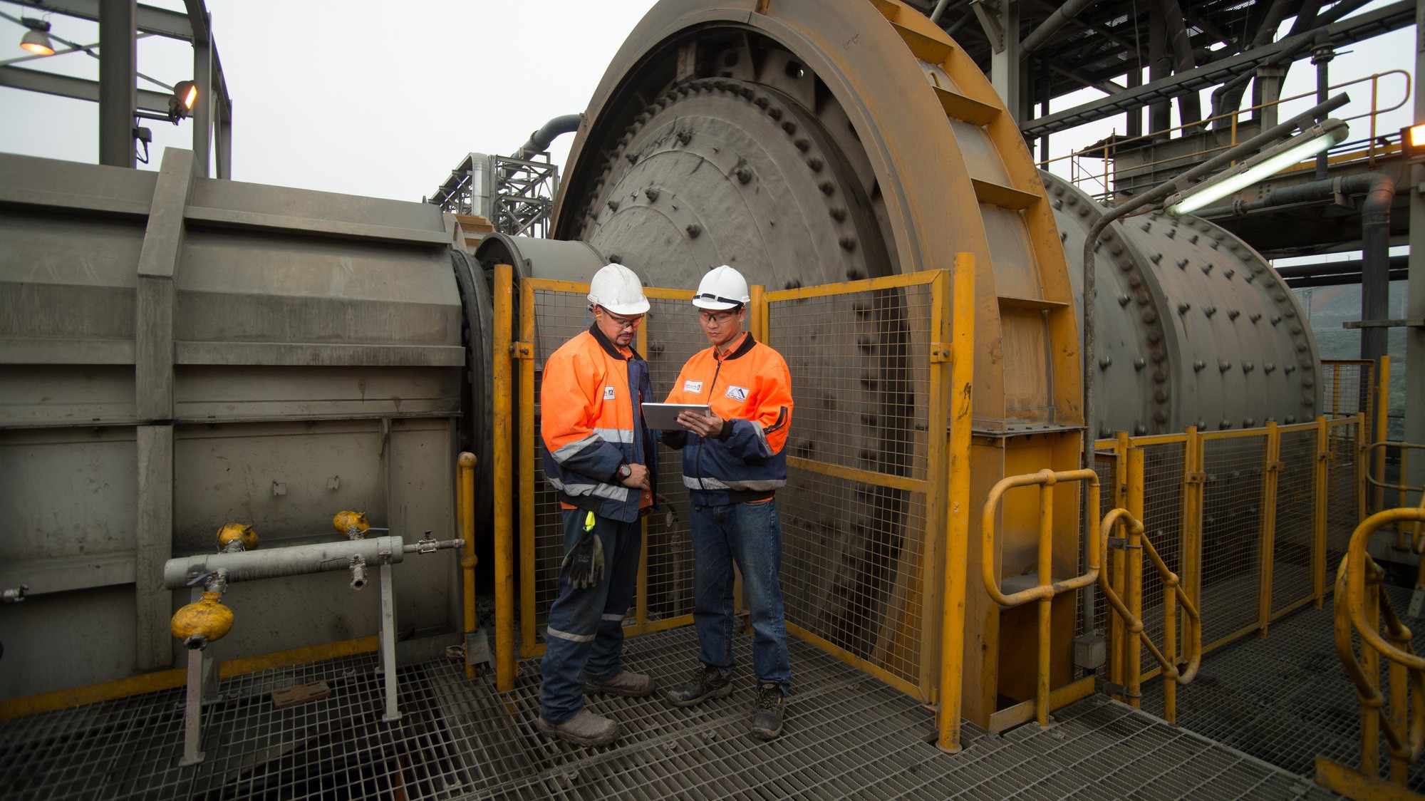 Nui Phao - H.C.Starck đã chính thức trở thành công ty con do Masan Resources sở hữu 100%.