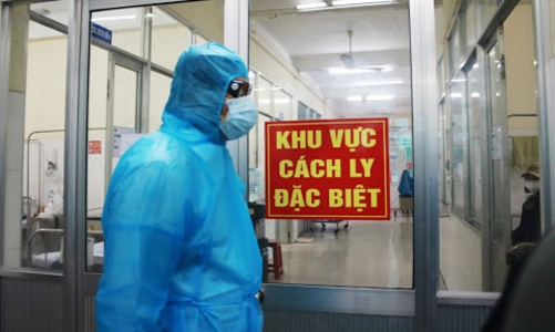 Hai chuyên gia Ấn Độ và một người Việt nhập cảnh nhiễm Covid-19