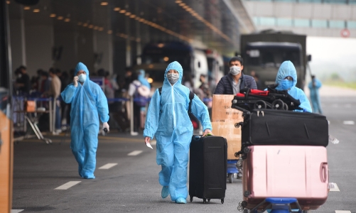 Việt Nam có thêm 5 người nhập cảnh nhiễm Covid-19