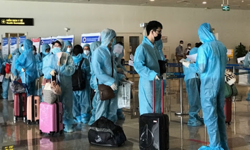 Hai người nhiễm Covid-19 sau gần 20 ngày nhập cảnh từ Mỹ