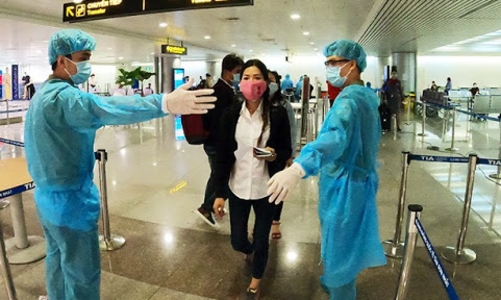 Thêm một ca nhập cảnh nhiễm Covid-19, số người đang cách ly vượt 20.000