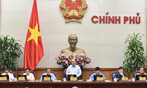 “Yêu cầu cấp thiết” có luật riêng xử lý ngân hàng yếu kém và nợ xấu