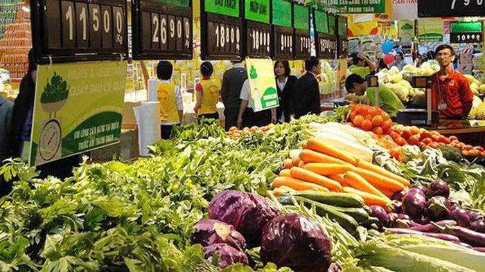 Phó thủ tướng Vương Đình Huệ vừa yêu cầu các Bộ, ngành, địa phương chủ động theo dõi sát diễn biến giá cả thị trường, dự báo và xây dựng kịch bản, phương hướng quản lý, điều hành giá, kiểm soát lạm phát năm 2019.

Theo đánh giá của Chính phủ, trong năm 2018 vừa qua, dù thị trường thế giới có nhiều biến động, song công tác điều hành giá trong nước đã được thực hiện một cách chủ động, linh hoạt, thực hiện nhất quán nguyên tắc quản lý giá cả theo cơ chế thị trường có sự điều tiết