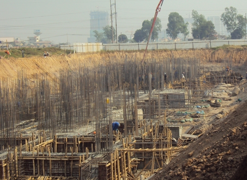 Toà CT7B  đã  hoàn thành xây dựng phần móng và đang tiếp tục thi công phần tầng hầm.