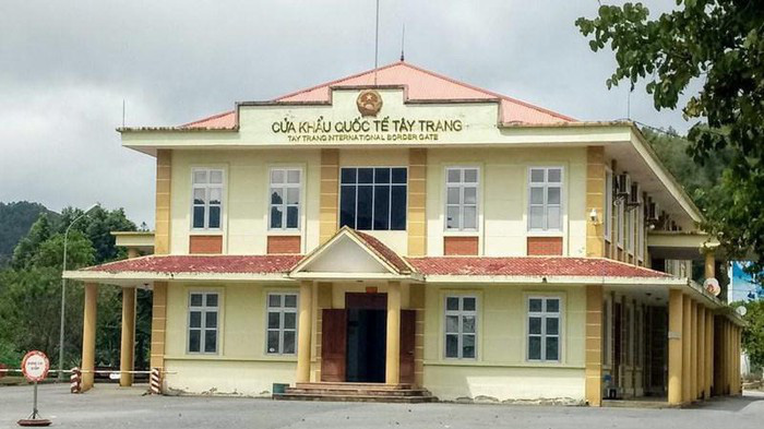 Tổng cục Hải quan đã khẩn trương yêu cầu Cục Hải quan tỉnh Điện Biên kiểm tra, làm rõ nội dung báo chí phản ánh.