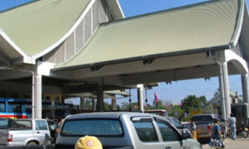 Du lịch Thái Lan: Đồng loạt hủy tour, rút khách qua đường bộ