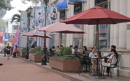 <font face="Arial, Verdana"><span style="font-size: 13.3333px;">Với GDP bình quân đầu người (theo sức mua ngang giá PPP) khoảng 5.000 USD, người dân Việt Nam có chất lượng cuộc sống tương đương với người dân ở một quốc gia có GDP bình quân đầu người cao hơn 10.000 USD.</span></font>