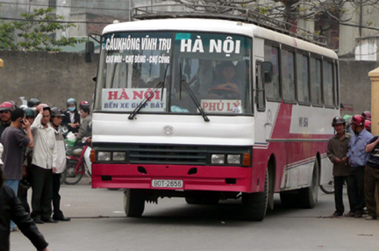 Chủ tịch Hiệp hội vận tải ôtô Việt Nam cho rằng, việc tăng giá của các loại hình vận tải nếu xảy ra dồn dập cũng phải từ ngày 1/6 trở đi.