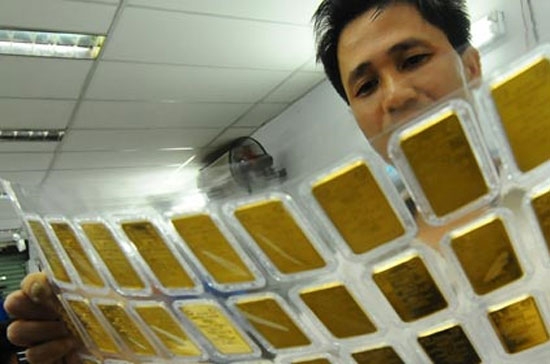 Nên coi vàng là một sản phẩm tài chính giống như cổ phiếu và cách thức quản lý giao dịch có nhiều điểm giống như giao dịch của cổ phiếu trên thị trường hiện nay - Ảnh: TTO.