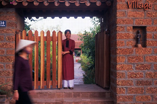 Phía trước khu du lịch Vạn Chài tại Thanh Hóa.