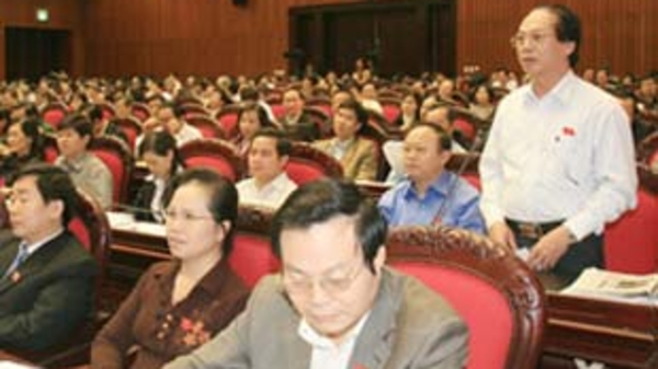 TS. Cao Sĩ Kiêm: Đã có chất vấn nhưng còn bên “phê”, bên “trốn”