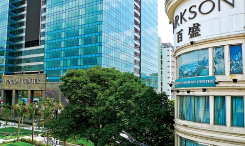 Cung đường hàng hiệu: Có tiền chưa chắc được thuê