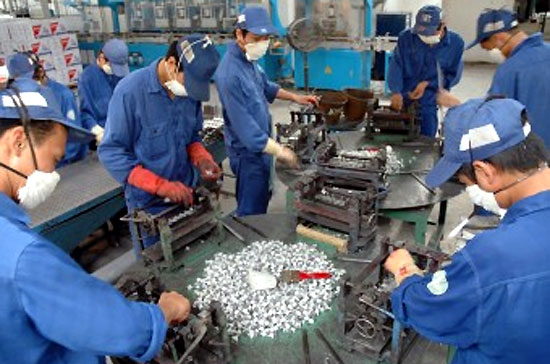  Số thuế thu nhập doanh nghiệp được gia hạn là số thuế tạm tính hàng quý, số thuế theo quyết toán năm 2011, bao gồm cả số thuế năm 2010 chuyển sang nộp vào năm 2011 theo quy  định của pháp luật về thuế thu nhập doanh nghiệp.