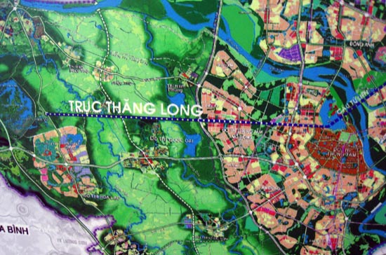 Trục Hồ Tây - Ba Vì (trước đây gọi là trục Thăng Long) vẫn đang là đề tài tranh cãi của giới kiến trúc, quy hoạch.