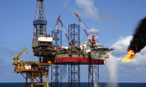 Khai thác dầu ở nước ngoài: “Có rủi ro, nhưng....”