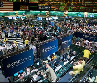 Quang cảnh sàn giao dịch NYMEX - Ảnh: Bloomberg.