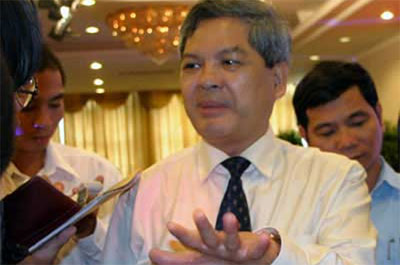 Bộ trưởng Bộ Tài nguyên và Môi trường Phạm Khôi Nguyên.