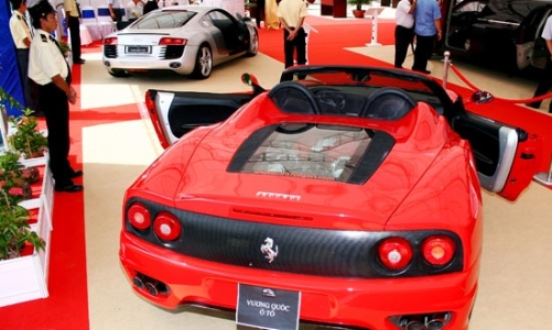 Nhập khẩu ôtô tháng đầu năm giảm mạnh