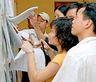 Giải quyết việc làm hằng năm phụ thuộc rất nhiều vào tốc độ tăng trưởng kinh tế, vốn cho vay giải quyết việc làm và xuất khẩu lao động, đặc biệt là tốc độ tăng trưởng kinh tế.