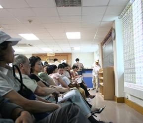 Thị trường đã có được môi trường cần thiết để hấp dẫn nhà đầu tư, thay vì sự thờ ơ và tẻ nhạt trong thời gian gần đây - Ảnh: VT.