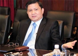 Thống đốc Ngân hàng Nhà nước Nguyễn Văn Giàu.