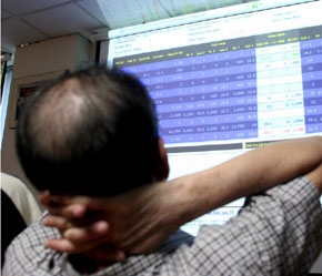 Một số "đại gia" thao túng thị trường đang phải chịu những hình phạt nghiêm khắc.