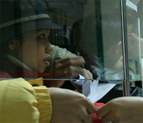 Sức hút của chứng khoán vẫn đang rất lớn - Ảnh: VNN.