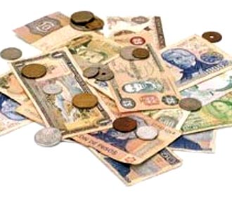 Dự trữ ngoại tệ của Trung Quốc, hiện lớn nhất thế giới, vượt quá con số 1.330 tỷ USD tính đến cuối tháng 6.