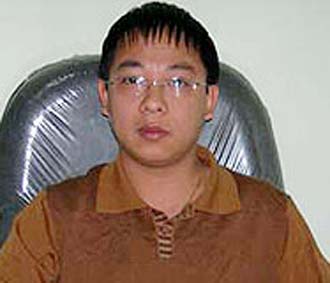 "Giá vàng quốc tế có khả năng tăng mạnh trong năm 2008, chủ yếu là do USD đang chịu quá nhiều sức ép giảm giá."