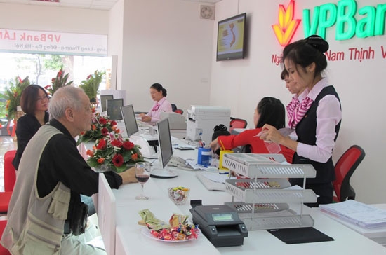 Quy mô hơn 9 tỷ đồng mà VPBank đưa ra là một mức cao ở mùa khuyến mại đón năm mới của các ngân hàng đang bắt đầu.