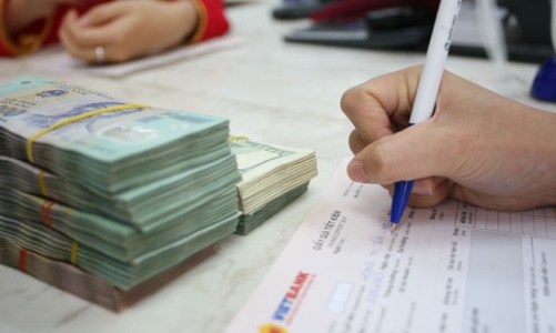 Nâng “trần” lãi suất huy động VND lên 12%/năm