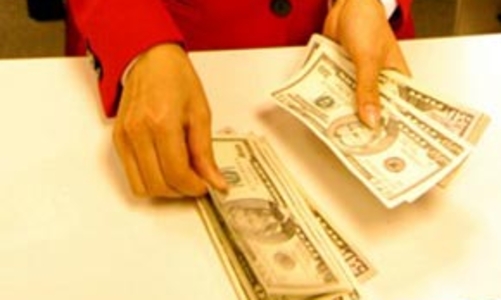 Khốc liệt cuộc chiến bảo hiểm phi nhân thọ