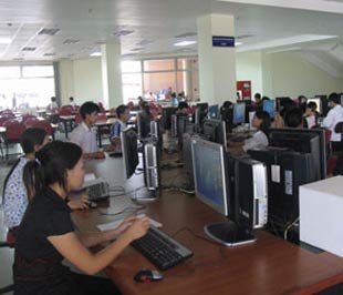 Các trường đại học sẽ chịu sự giám sát của địa phương về chất lượng, hiệu quả.