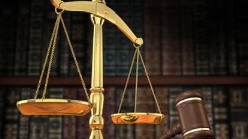 Dân kiện quan, quan không chịu hầu toà, tỷ lệ thi hành án hành chính năm nào cũng thấp là vấn đề đã được Uỷ ban Tư pháp của Quốc hội nêu đi nều lại nhiều năm