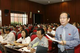 Tại kỳ họp trước, Quốc hội đã giám sát tối cao về Việc thực hiện chính sách, pháp luật về quản lý chất lượng vệ sinh, an toàn thực phẩm.