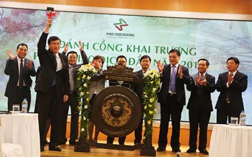 Ủy ban Chứng khoán Nhà nước có 15 đơn vị trực thuộc. 