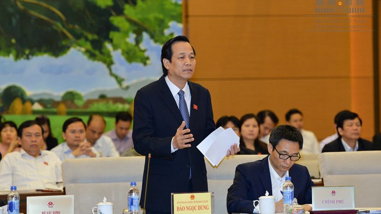 Bộ trưởng Đào Ngọc Dung trong phiên trả lời chất vấn tại Uỷ ban Thường vụ Quốc hội.