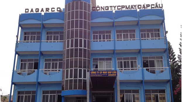 May Đáp Cầu doanh nghiệp trực thuộc Tổng công ty Dệt may Việt Nam (Vinatex).