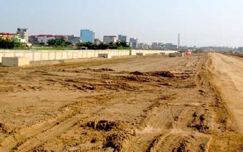 Riêng kết quả của các địa phương tự thanh tra, báo cáo về Bộ cho thấy, 
tại 63 tỉnh, thành có 8.159 tổ chức vi phạm về đất đai với diện tích gần
 119 nghìn ha.