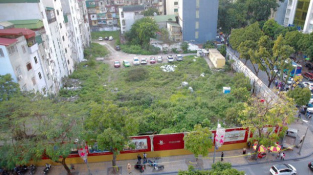 Sau gần 10 năm, dự án trên 4.000 m2 tại Hàng Bài vẫn chưa được xây dựng.