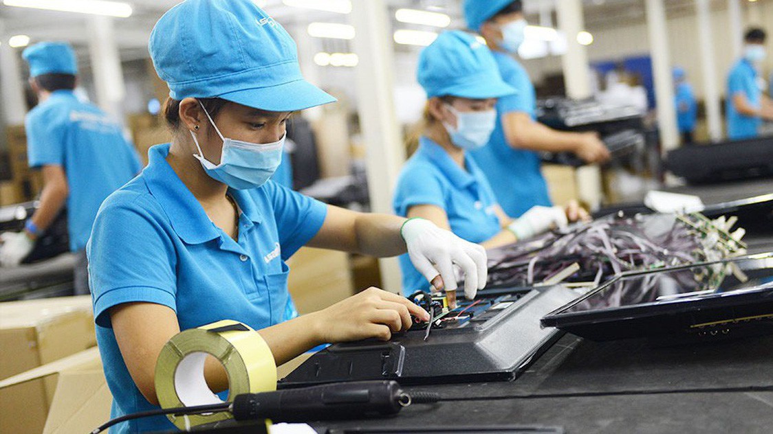 Vốn đầu tư nước ngoài vào Việt Nam giảm so với cùng kỳ năm ngoái - Ảnh minh hoạ.