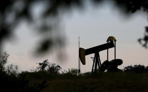 Việc Thổ Nhĩ Kỳ bắn rơi máy bay của Nga là một sự kiện địa chính trị nhưng gây ra nhiều tác động kinh tế bởi nhà đầu tư dự báo về khả năng nhu cầu dầu sẽ giảm bởi các lệnh trừng phạt kinh tế - Ảnh: GettyImages.