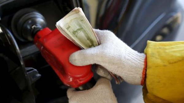 Giá dầu tiếp tục điệp khúc rơi sâu