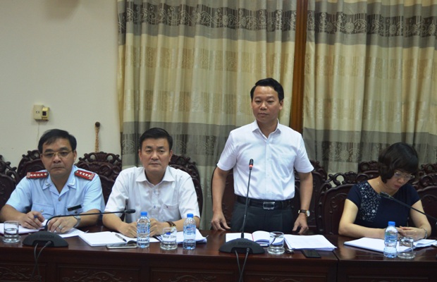 Chủ tịch UBND tỉnh Yên Bái Đỗ Đức Duy chủ trì buổi làm việc với đoàn công tác của Thanh tra Chính phủ, ngày 27/6.<br>