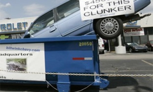 Mỹ rót thêm 2 tỷ USD để thưởng dập xe cũ