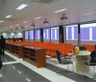 Nhóm nghiên cứu và phân tích của Công ty Chứng khoán Thăng Long (TSC) đã đưa ra đánh giá khá lạc quan rằng: cổ phiếu Việt Nam hiện là món hời với tiềm năng tăng trưởng tốt vào năm 2009, căn cứ vào hệ số P/E thấp và vốn hóa thị trường thấp/GDP.