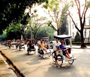 Từ đầu năm đến nay, Hà Nội đã đón 5,8 triệu lượt khách du lịch cả trong và ngoài nước.