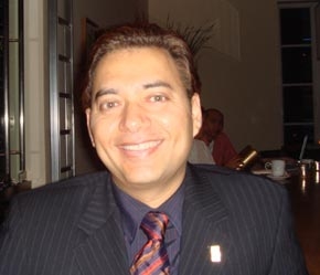 Ông Ranjan Neikhrey.