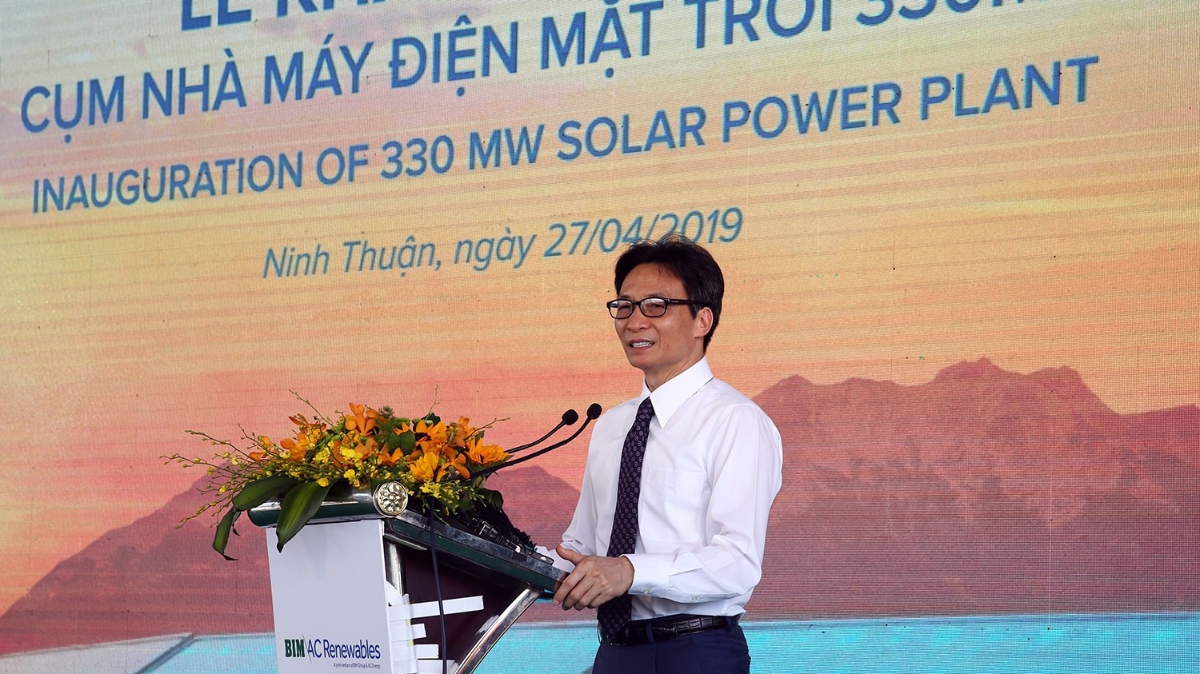 Phó thủ tướng Vũ Đức Đam phát biểu tại sự kiện.