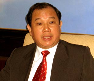 Thứ trưởng Bộ Công Thương Nguyễn Cẩm Tú.